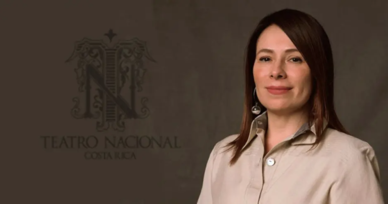 Karina Salguero renunció a la dirección del Teatro Nacional